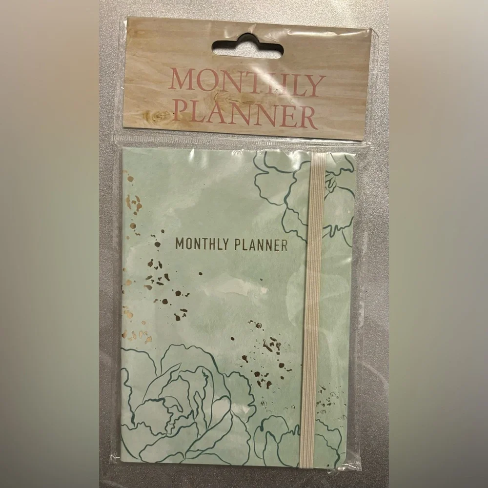 NWT Monthly Planner 4.13 inches x 5.65 inches